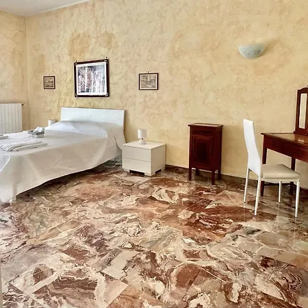 Le - Suites, Center! Guest house Tivoli